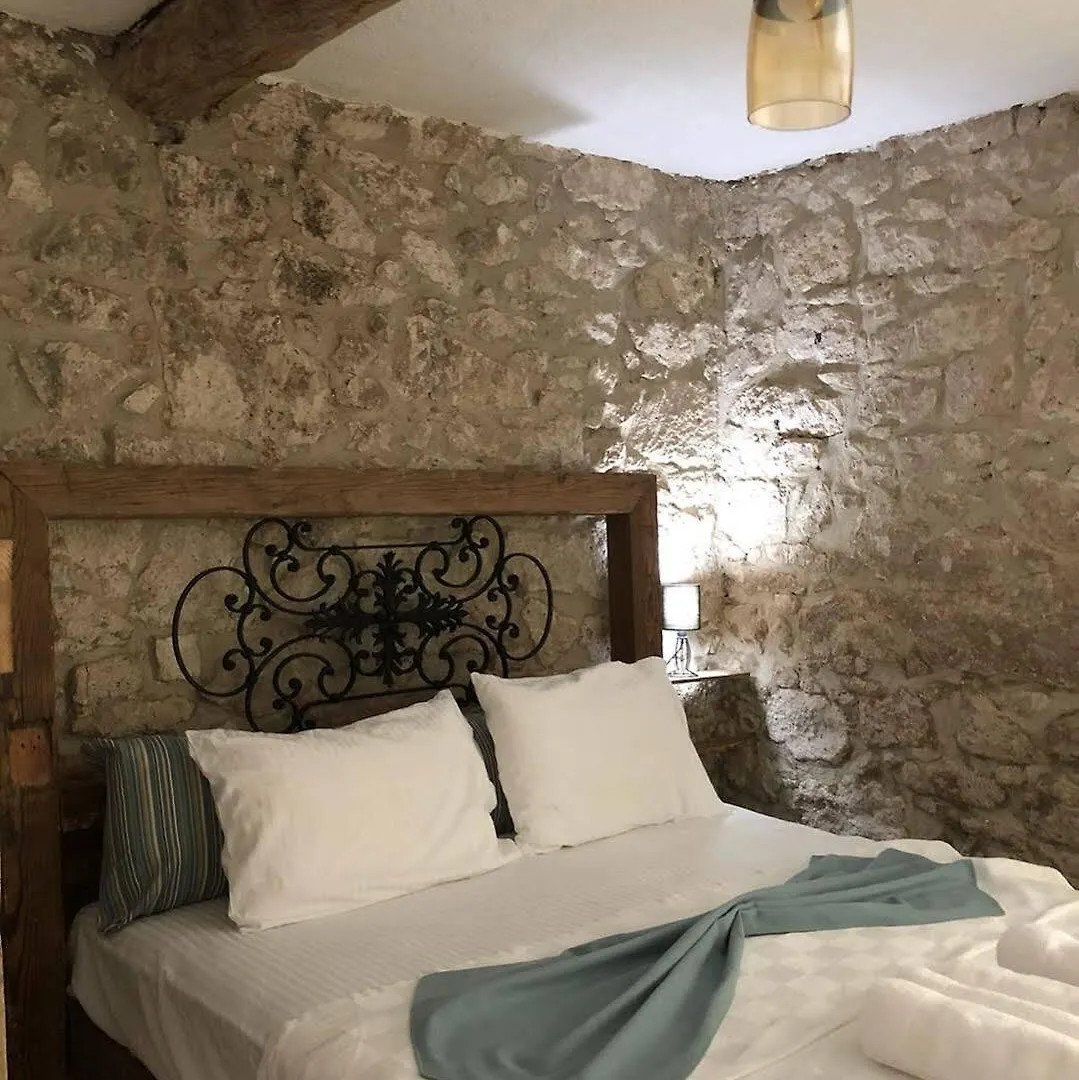 Hotell Livan Otel Delux Çeşme